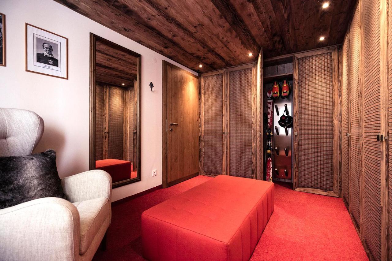Haus Burgi - Angelika Walch Apartamento Stuben am Arlberg Exterior foto