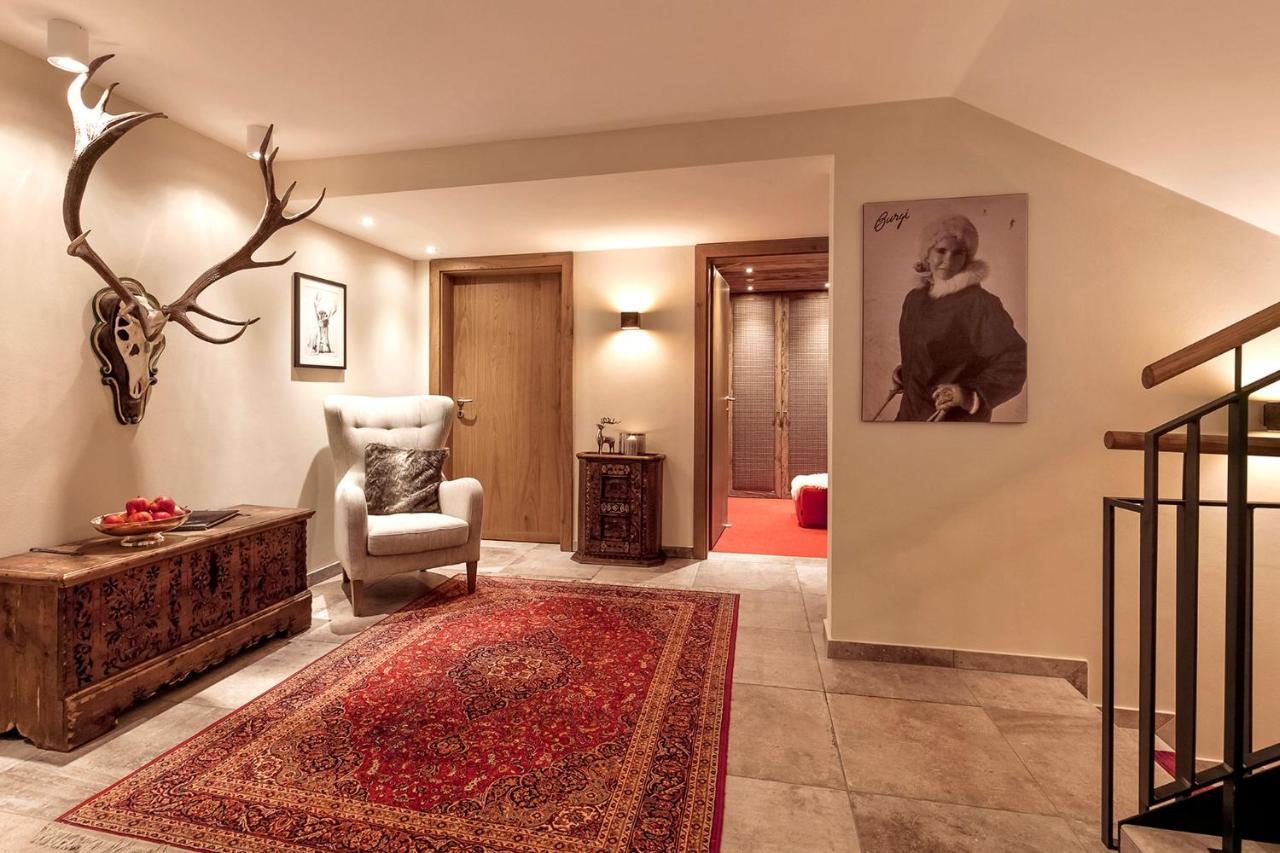 Haus Burgi - Angelika Walch Apartamento Stuben am Arlberg Exterior foto